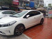 Bán xe Kia Cerato 2.0 năm sản xuất 2016, màu trắng xe gia đình