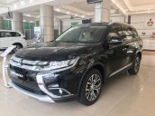 Bán Mitsubishi Outlander năm 2018, màu đen giá tốt