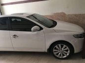 Bán xe Kia Forte sản xuất 2011, màu trắng mới 90%