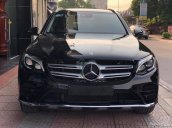 Bán Mercedes GLC300 2017 đi 12.000km, màu đen/kem