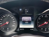 Bán Mercedes GLC300 2017 đi 12.000km, màu đen/kem