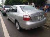 Bán xe Toyota Vios năm sản xuất 2011, màu bạc