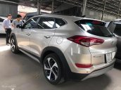 Cần bán lại xe Hyundai Tucson 1.6 AT Turbo sản xuất năm 2017, màu nâu vàng