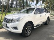 Chính chủ cần bán Nissan Navara VL ĐK T10/2017 4x4 AT màu trắng