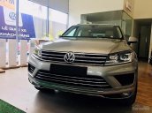 Bán xe Volkswagen Touareg 3.6 AT đời 2015, màu bạc, nhập khẩu nguyên chiếc