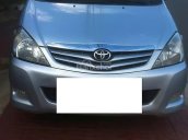 Bán Toyota Innova G đời 2010, màu bạc, giá 425tr