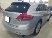 Hiền Toyota bán xe Toyota Venza 2.7 AWD đời 2009, màu bạc, nhập khẩu