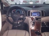 Hiền Toyota bán xe Toyota Venza 2.7 AWD đời 2009, màu bạc, nhập khẩu