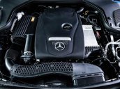 Cần bán xe Mercedes E200 năm sản xuất 2017, màu nâu, mới 99%, 18 km