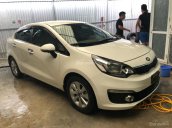 Cần bán Kia Rio Full năm sản xuất 2016, màu trắng, xe nhập Hà Nội