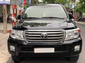 Cần bán Toyota Land Cruiser VX V8 sản xuất năm 2015, màu đen, xe nhập