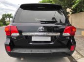 Cần bán Toyota Land Cruiser VX V8 sản xuất năm 2015, màu đen, xe nhập