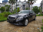 Bán ô tô Mercedes-Benz E200, màu đen