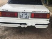 Bán Toyota Camry sản xuất năm 1986, màu trắng, giá chỉ 50 triệu