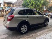 Cần bán lại xe Chevrolet Captiva LT sản xuất năm 2008 xe gia đình