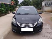 Gia đình tôi đang cần bán xe Toyota Vios E sản xuất năm 2010