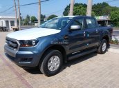 Bán xe Ford Ranger XLS MT màu xanh thiên thanh, giao xe ngay, hỗ trợ vay 80%