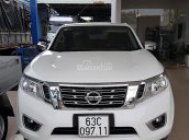 Cần bán gấp Nissan Navara EL 2.5 AT 2WD năm sản xuất 2017, màu trắng, xe nhập như mới