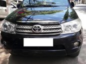 Bán ô tô Toyota Fortuner V 2011, màu đen chính chủ, 545tr