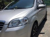 Bán ô tô Daewoo Gentra đời 2010, màu bạc xe gia đình