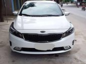 Cần bán gấp Kia Cerato năm 2016, màu trắng số sàn, 495 triệu