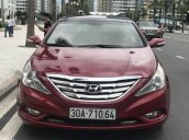 Tôi cần bán xe Hyundai Sonata 2.0AT, đăng kí lần đầu 2013, màu đỏ