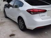 Cần bán gấp Kia Cerato năm 2016, màu trắng số sàn, 495 triệu