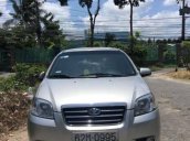 Bán ô tô Daewoo Gentra đời 2010, màu bạc xe gia đình