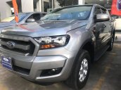 Bán Ford Ranger XLS 2.2AT sản xuất năm 2015, màu bạc, giá thỏa thuận hotline: 090.12678.55