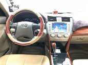 Cần bán xe Toyota Camry đời 2009, màu vàng cát, nhập khẩu nguyên chiếc