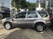 Ford Escape XLT 2013, hai cầu số tự động, xe chính hãng Ford