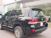 Bán Toyota Land Cruiser VX sản xuất 2016, màu đen, đăng ký tên cá nhân