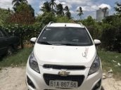 Cần bán Chevrolet Spark Zest năm sản xuất 2014, màu trắng xe gia đình