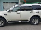 Cần bán gấp Mitsubishi Pajero sản xuất năm 2014, màu trắng, giá tốt