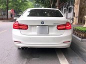 Bán BMW 3 Series 320i đời 2015, màu trắng, nhập khẩu nguyên chiếc chính chủ