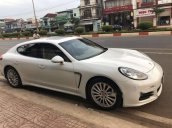 Bán Porsche Panamera năm sản xuất 2015, màu trắng, giá tốt