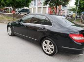 Bán Mercedes C200 đời 2010, màu đen