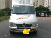 Cần bán xe Mercedes MT năm 2010, màu bạc xe gia đình, giá tốt