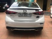 Cần bán gấp Mazda 3 FL năm 2017, màu trắng xe gia đình