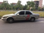 Cần bán Nissan Bluebird năm 1988, màu bạc