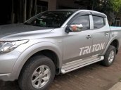 Cần bán Mitsubishi Triton đời 2017, màu bạc chính chủ