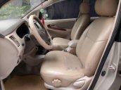 Cần bán xe Toyota Innova năm 2007, màu bạc