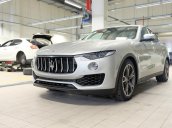 Cần bán xe Maserati Levante 2018, nhập khẩu chính hãng, hỗ trợ tư vấn: 0978877754