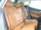 Cần bán xe Maserati Levante 2018, nhập khẩu chính hãng, hỗ trợ tư vấn: 0978877754