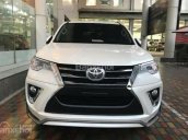Bán Toyota Fortuner 2018 nhập khẩu, xe có sẵn giao ngay