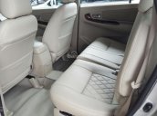 Bán Toyota Innova 2.0E màu bạc, số sàn, sản xuất cuối 2014 gốc Sài Gòn mẫu mới