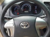 Bán Toyota Fortuner G 2.5MT, màu bạc, máy dầu, số sàn, sản xuất 2015, biển Sài Gòn, lăn bánh 58000km