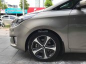 Cần bán Kia Rondo 2.0 Gath sản xuất 2015, màu đen, 615 triệu