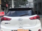 Cần bán xe Hyundai i20 Active đời 2015, màu trắng