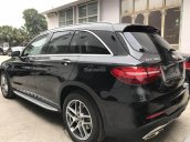 Bán Mercedes GLC 300 sx 2018, màu đen xe giao ngay giá cực rẻ